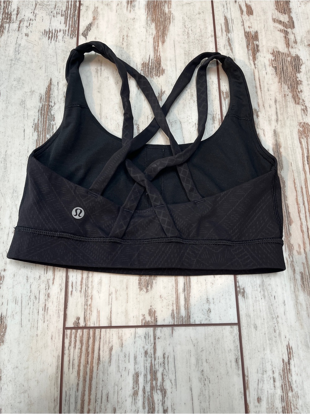 Lululemon Energy Bra Black Strappy Back Geometric Embossed Medium Support 4 - Picture 3 of 11